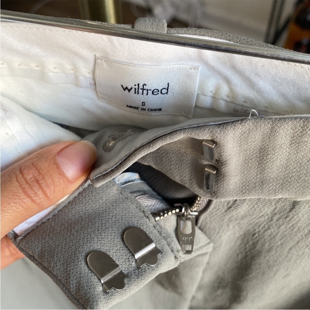 Aritzia Wilfred Effortless Pants 0 Short in Basalt Grey - Picture 2 of 4